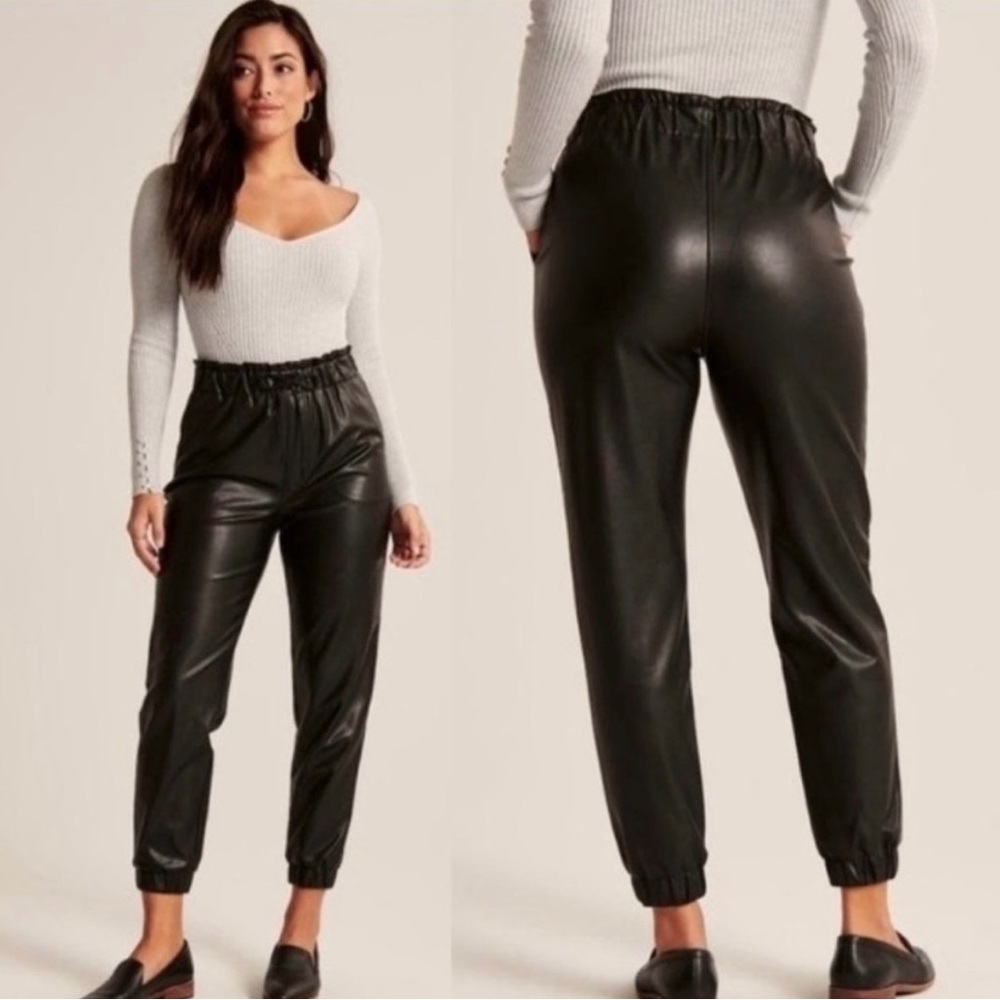 Abercrombie & Fitch fraud leather black joggers size XS New with tags.